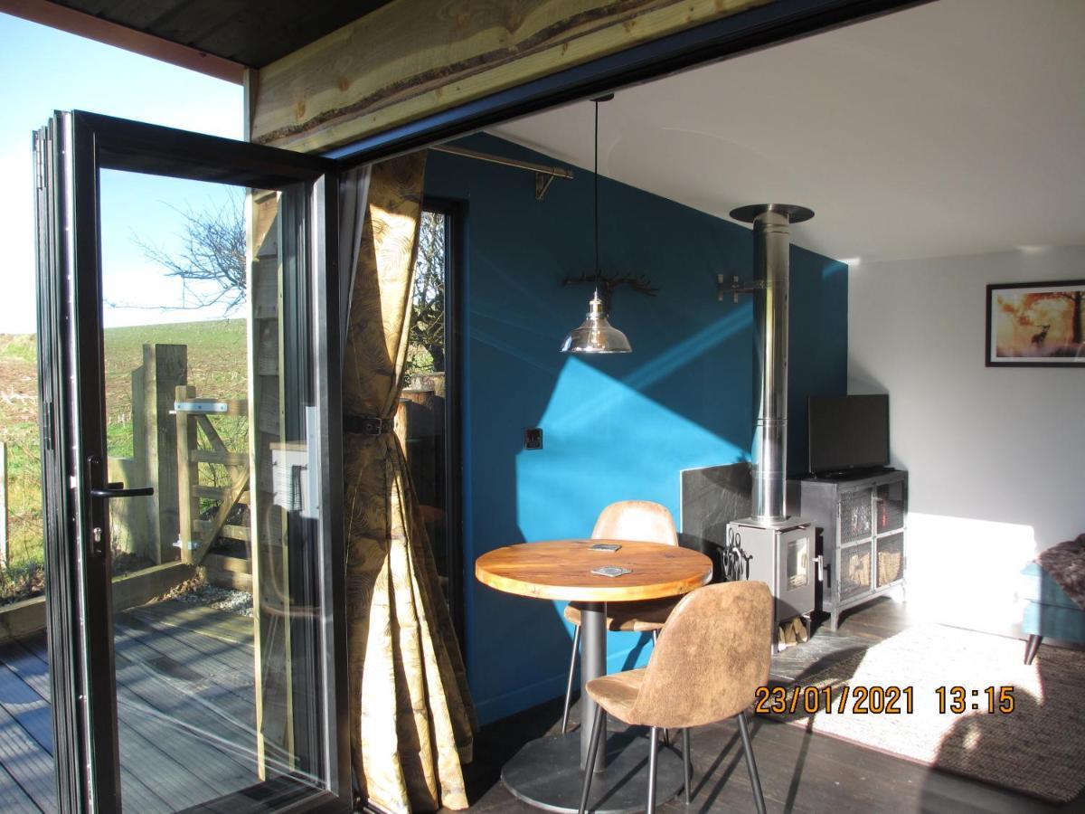 Stargazing Retreat Villa Merton  Luaran gambar