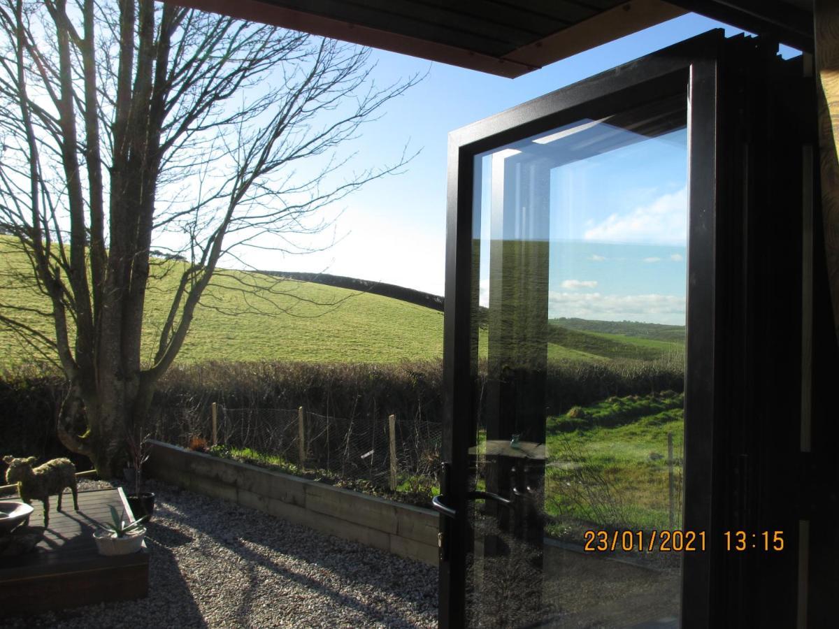 Stargazing Retreat Villa Merton  Luaran gambar